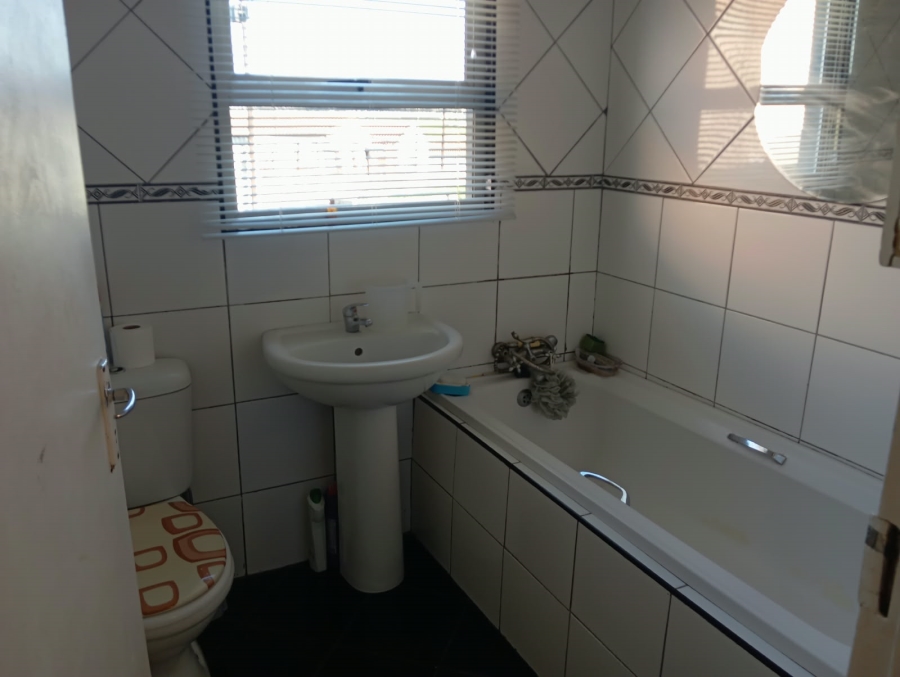3 Bedroom Property for Sale in Bethelsdorp Eastern Cape